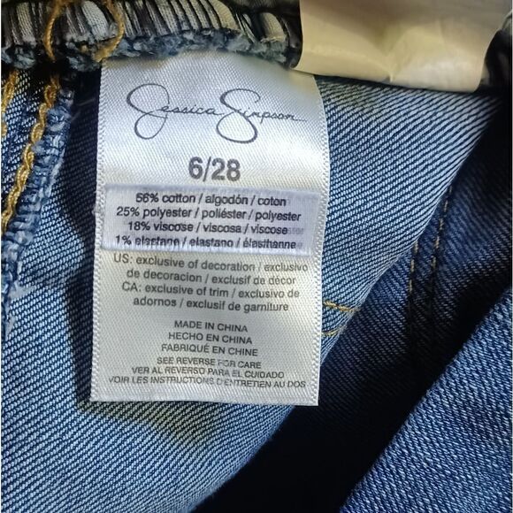 69624.....Jessica Simpson Skinny Jeans Size 6/28, 9"Rise - Picture 6 of 6